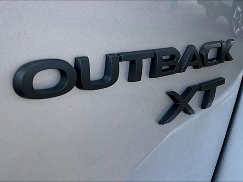 Used 2024 Subaru Outback Onyx Edition XT AWD/4WD image 10