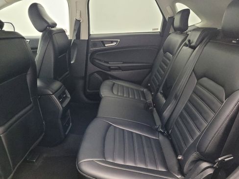 Used 2024 Ford Edge SEL image 18