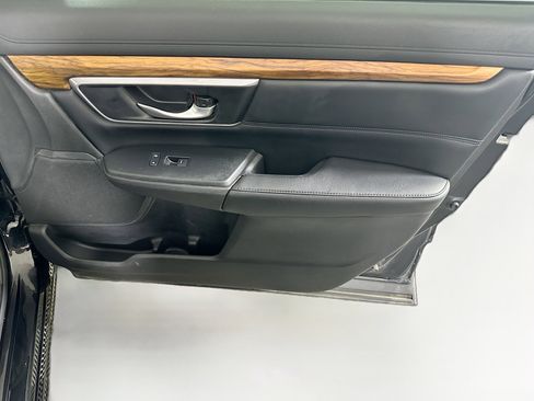 Used 2017 Honda CR-V Touring image 32