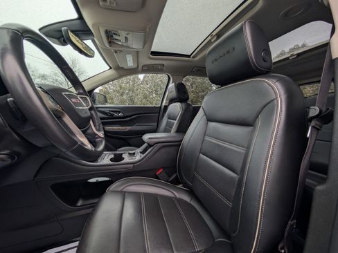 Used 2021 GMC Acadia Denali w/ Denali Ultimate Package image 37