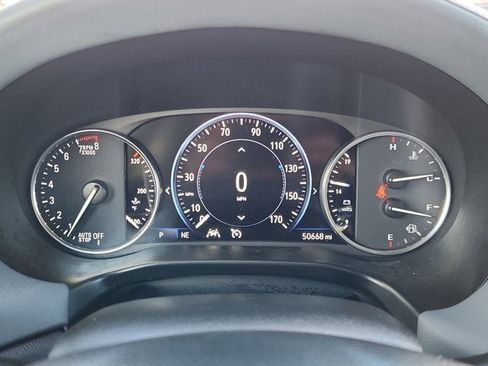 Used 2024 Buick Enclave Premium image 17