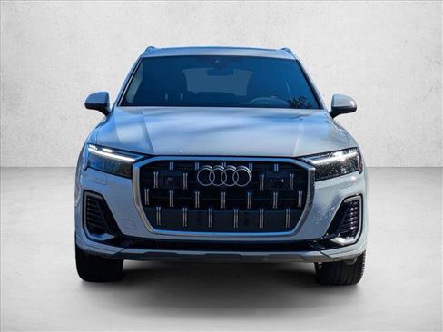 Used 2025 Audi Q7 3.0T Premium Plus w/ Premium Plus Package image 5