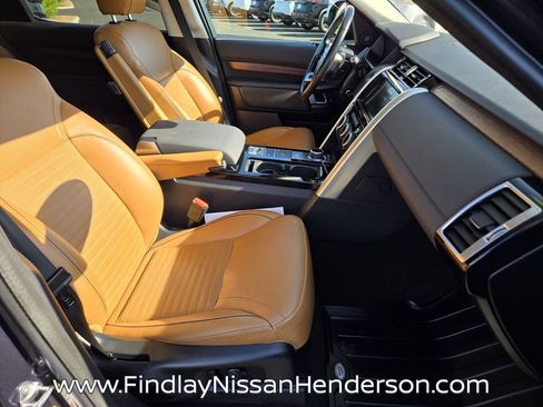 Used 2019 Land Rover Discovery HSE AWD/4WD image 17
