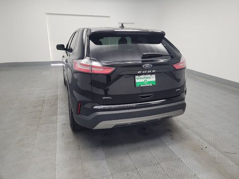 Used 2023 Ford Edge SEL image 6