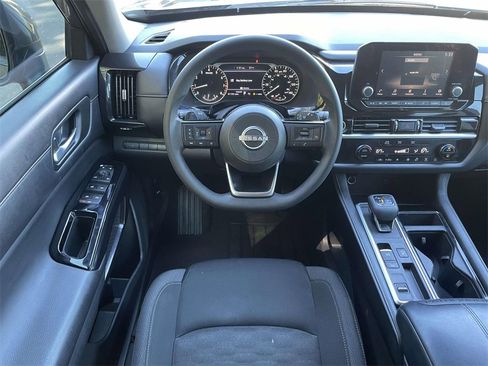 Used 2022 Nissan Pathfinder S w/ Cargo Package image 12