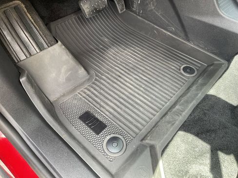 Certified 2025 Buick Enclave Avenir w/ Super Cruise Package image 36