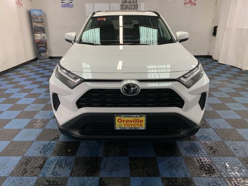 New 2025 Toyota RAV4 XLE w/ Convenience Package image 7