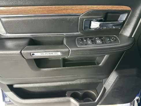 Used 2018 RAM 2500 Laramie w/ Convenience Group AWD/4WD image 23