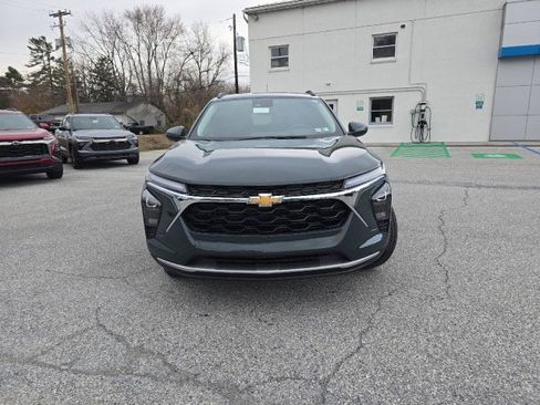 New 2026 Chevrolet Trax LT w/ LT Convenience Package image 4