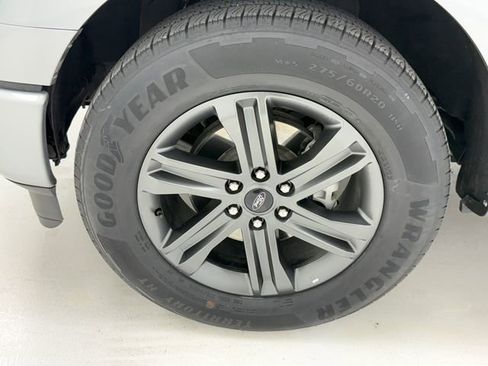 Used 2023 Ford F150 XLT w/ Equipment Group 302A High RWD image 7