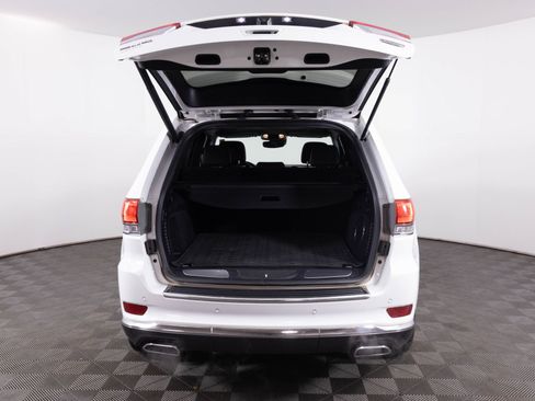 Used 2020 Jeep Grand Cherokee Summit image 36