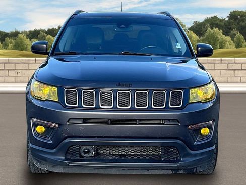 Used 2020 Jeep Compass Latitude image 3