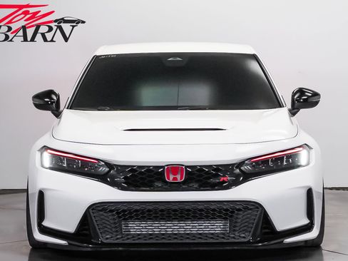 Used 2024 Honda Civic Type R image 8