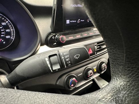 Used 2024 Kia Forte LXS image 38