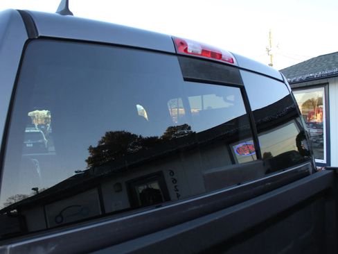 Used 2016 RAM 1500 Laramie w/ Convenience Group image 24