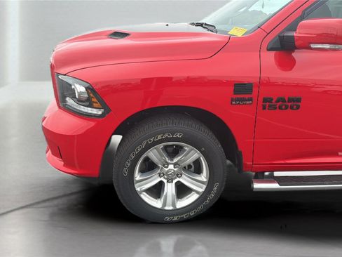 Used 2016 RAM 1500 Sport w/ Torred Sport Package AWD/4WD image 18
