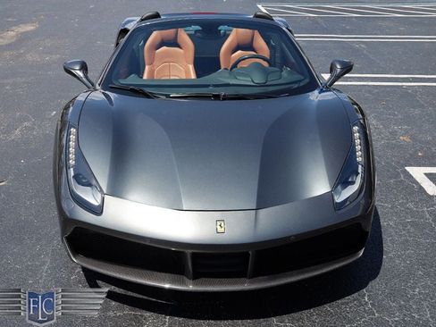 Used 2017 Ferrari 488 Spider RWD image 10