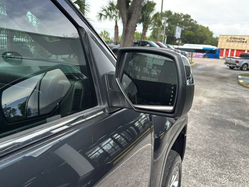 Used 2017 GMC Sierra 1500 Denali w/ Denali Ultimate Package AWD/4WD image 33