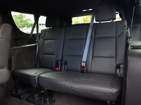 Used 2024 Cadillac Escalade ESV Luxury image 16