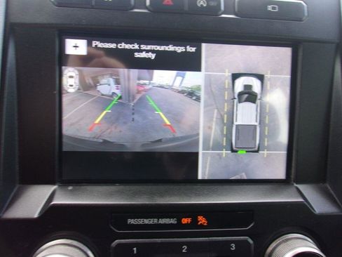 Used 2017 Ford F150 Raptor w/ Equipment Group 802A Luxury image 10