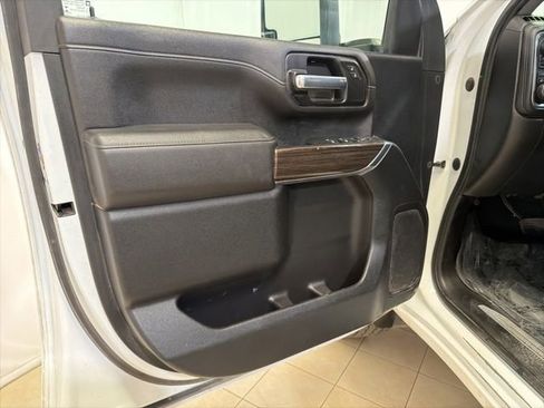 Used 2021 Chevrolet Silverado 2500 LT w/ Fleet Comfort Package AWD/4WD image 10