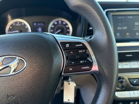 Used 2018 Hyundai Sonata SE image 17