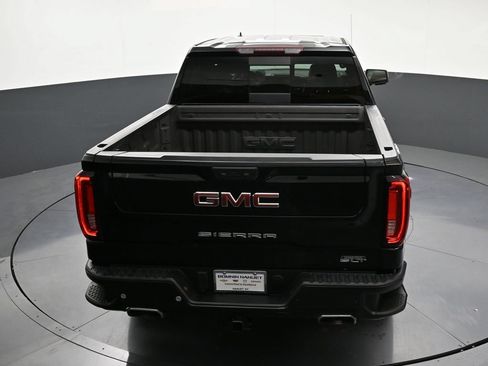 Used 2023 GMC Sierra 1500 SLT w/ SLT Premium Plus Package AWD/4WD image 18