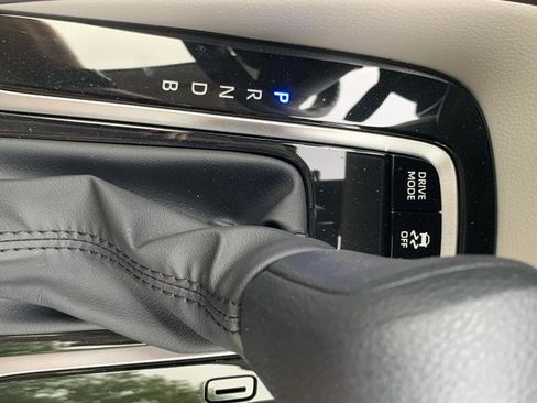 Used 2025 Toyota Corolla LE w/ LE Premium Package image 16