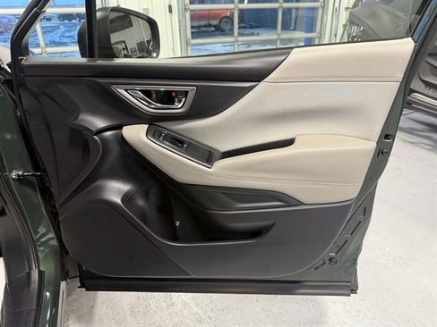 Used 2022 Subaru Forester Premium image 22