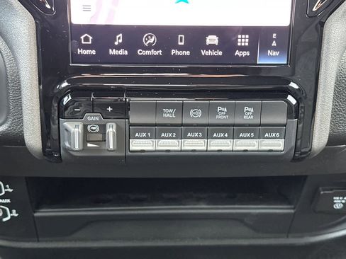 New 2026 RAM 2500 Tradesman AWD/4WD image 22