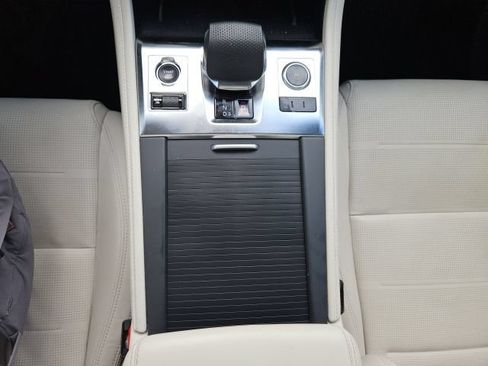 Certified 2024 Jaguar F-PACE SVR AWD/4WD image 20