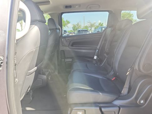 Used 2024 Honda Odyssey EX-L image 19