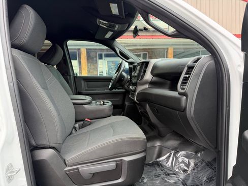 Used 2022 RAM 3500 Tradesman AWD/4WD image 22