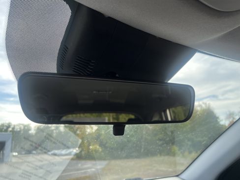 Used 2022 Kia Seltos S image 28