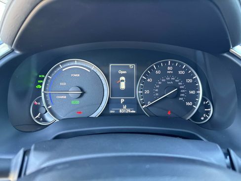 Used 2019 Lexus RX 450h AWD image 31