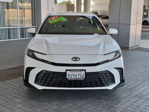 Certified 2025 Toyota Camry SE FWD image 2