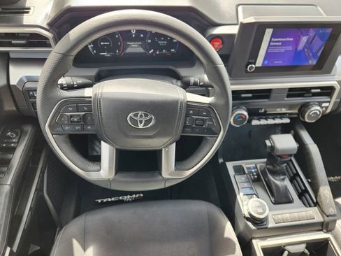 Certified 2025 Toyota Tacoma TRD Sport image 27