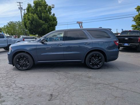 Used 2020 Dodge Durango R/T w/ Technology Group AWD/4WD image 9