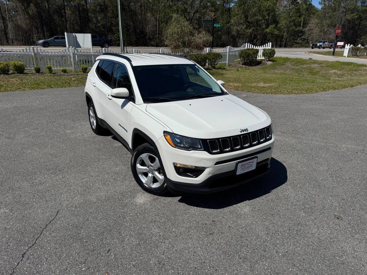 Used 2019 Jeep Compass Latitude AWD/4WD image 41