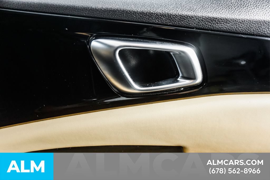 Used 2024 Kia Carnival EX FWD image 44