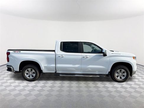 Used 2023 Chevrolet Silverado 1500 LT w/ Protection Package image 4