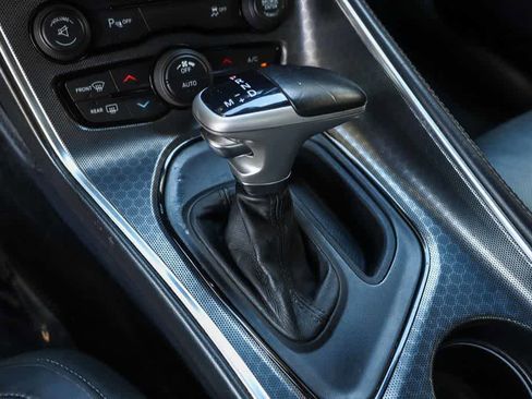 Used 2015 Dodge Challenger SXT Plus image 21