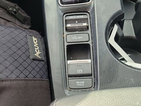 Used 2023 Honda Civic Touring image 39