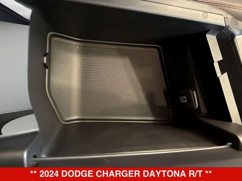 New 2024 Dodge Charger Daytona R/T w/ Plus Group AWD/4WD image 19