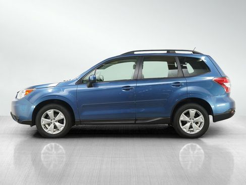Used 2015 Subaru Forester 2.5i Premium w/ All-Weather Package image 2