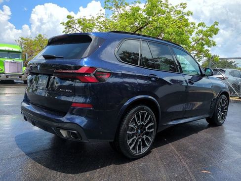 Used 2026 BMW X5 xDrive50e w/ M Sport Package AWD/4WD image 4