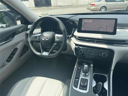 Certified 2026 INFINITI QX60 Pure w/ Cargo Package FWD image 14