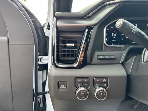 New 2026 GMC Sierra 2500 Denali Ultimate w/ Max Trailering Package image 15