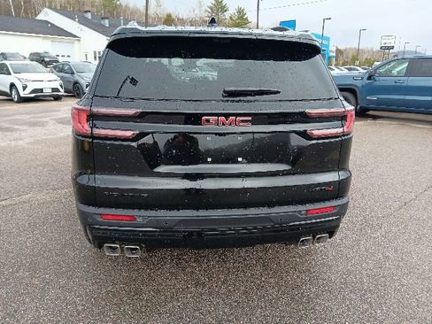 New 2026 GMC Acadia AT4 w/ LPO, Floor Liner Package AWD/4WD image 24
