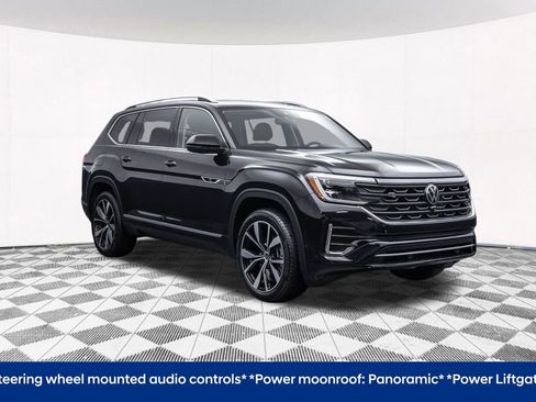 Certified 2025 Volkswagen Atlas SEL Premium R-Line image 13